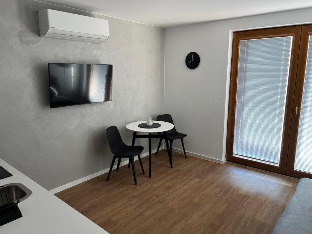 Pension Mikulov Bagian luar foto
