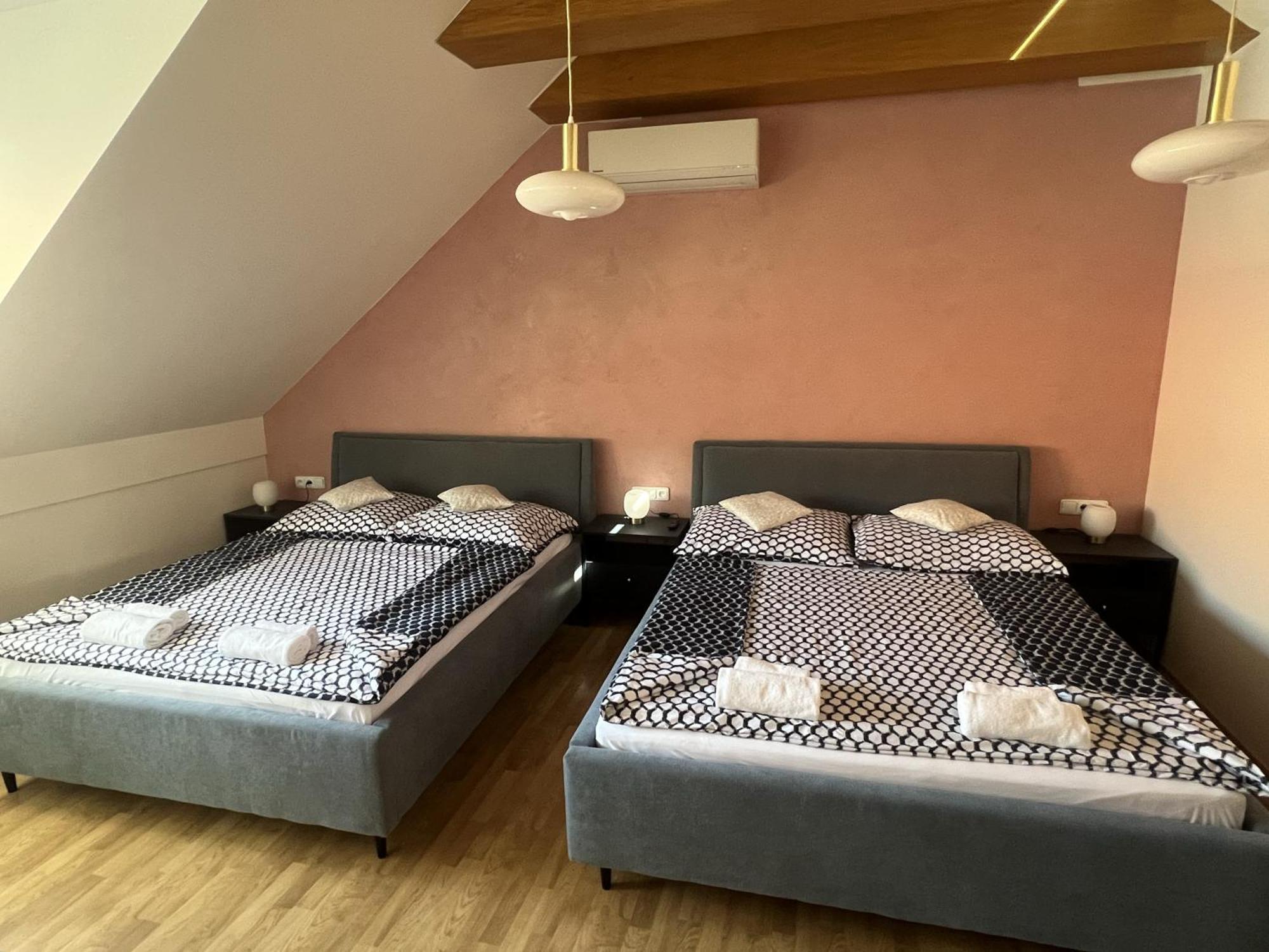 Pension Mikulov Bagian luar foto