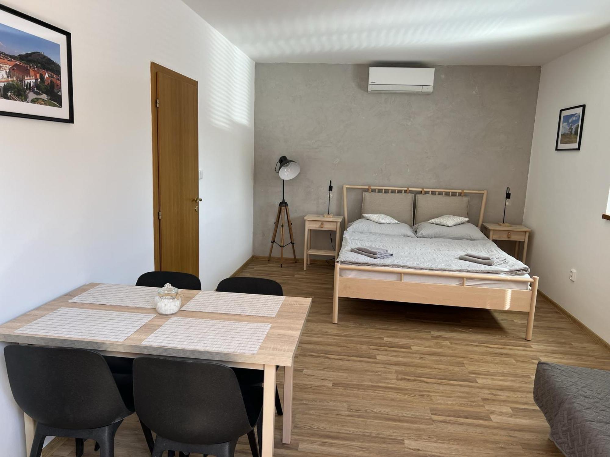 Pension Mikulov Bagian luar foto